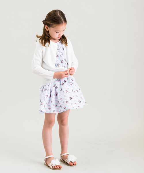 Catherine Cottage(キャサリンコテージ)の「ウォッシャブルニット ラウンドネックカーディガン(カーディガン/ボレロ・キッズ・ホワイト/ネイビー/グレー/サックスブルー/ピンク/イエロー/グリーン/ライラック・140/150/160/130/110/120)」の15枚目の写真