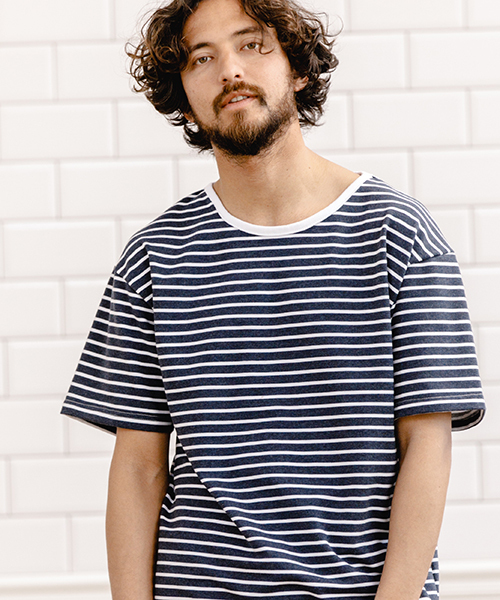 Jih Nunc（ジーヌンク）の「msw460-オーバーサイズミニ裏毛ボーダースウェット（スウェット・メンズ・グレー/ブルー/ネイビー/レッド・L/M/S）」の19枚目の写真