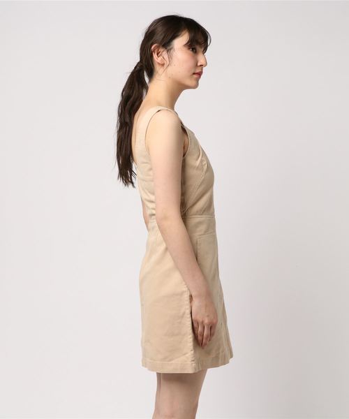 Calvin Klein Jeans(カルヴァンクラインジーンズ)の「ノースリーブコットンワンピース(ワンピース・レディース・ベージュ/レッド・LARGE/MEDIUM/SMALL/X-SMALL)」の3枚目の写真