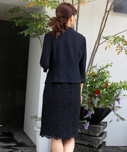 MARLENE JOBERT（マルレーヌ　ジョベル）の「ジャッケットワンピース セットアップ（ドレス・レディース・オフホワイト/ブラック/ネイビー・LL/M/L）」の4枚目の写真