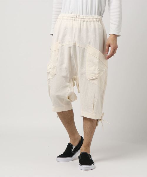 チャイハネ（チャイハネ）の「【チャイハネ】yul 無地コットン変形ハーフサルエルパンツ（その他パンツ・メンズ・ホワイト/ブラック/ベージュ/ブルー/グリーン/カーキ/マスタード・FREE）」の2枚目の写真