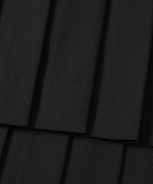 Candy Stripper（キャンディストリッパー）の「PLEATS OVERLAPPED ドレス（ワンピース・レディース・ブラック/ネイビー・1/2）」の7枚目の写真