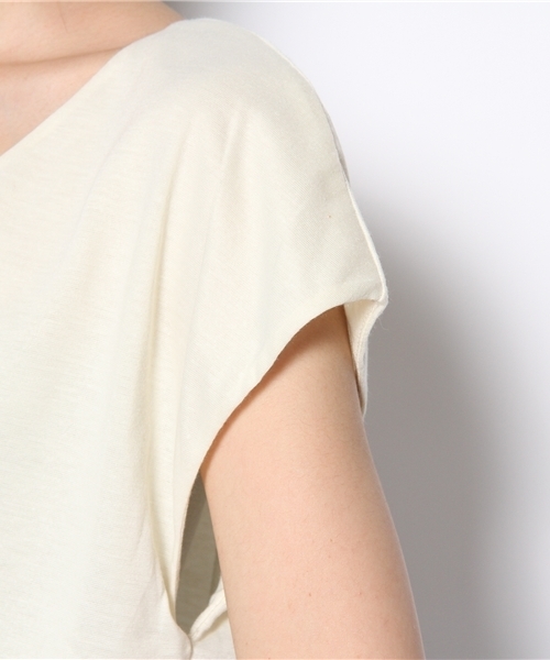 CIAOPANIC（チャオパニック）の「【Ciaopanic】アシメヘムPO（Tシャツ/カットソー・レディース・ホワイト/オフホワイト/チャコールグレー・FREE）」の7枚目の写真