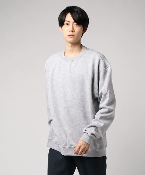 Champion(チャンピオン)の「Champion/チャンピオン オーバーサイズクルースウェット(スウェット・メンズ・チャコールグレー/ライトグレー/ブラック/ネイビー/レッド/グリーン/ボルドー/杢グレー/ロイヤルブルー・SMALL/MEDIUM/LARGE/X-LARGE)」の4枚目の写真