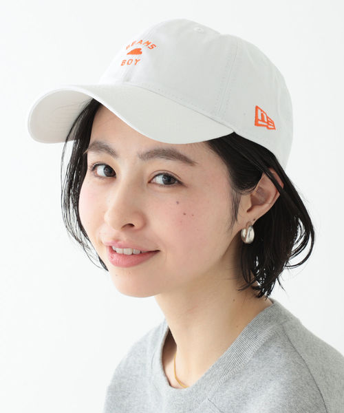 BEAMS BOY（ビームスボーイ）の「NEW ERA / 別注 BB ロゴキャップ（キャップ・レディース・ホワイト/ネイビー・ONE SIZE）」の3枚目の写真