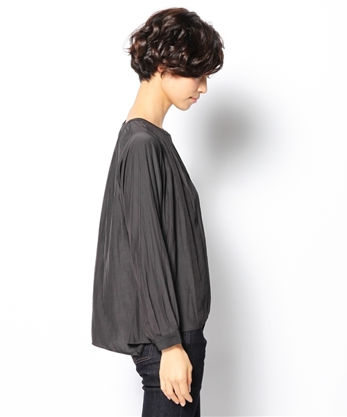 ADAM ET ROPE'（アダムエロペ）の「デシンラグランブラウス（シャツ/ブラウス・レディース・ホワイト/ブラック/マスタード・38）」の5枚目の写真