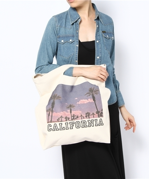 ROSE BUD(ローズバッド)の「【MORE掲載】(CAPTURE) 10-101-TO CALIFORNIA TOTE(トートバッグ・レディース・ナチュラル・ONE SIZE)」の6枚目の写真