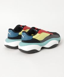 PUMA（プーマ）の「オルタレーション カーブ スニーカー