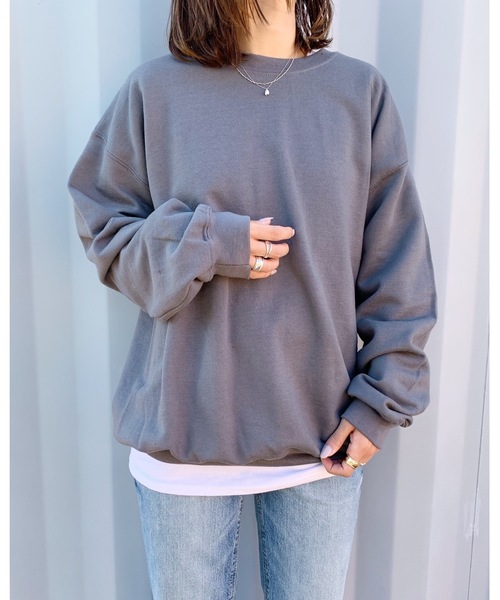 GILDAN(ギルダン)の「【GILDAN】ギルダン ヘビースウェット(スウェット・レディース・ホワイト/ブラック/ダークブラウン/サンドベージュ/杢グレー/マルーン/カーキ/チャコール/ダークグリーン/ラベンダー・M/L/XL)」の4枚目の写真