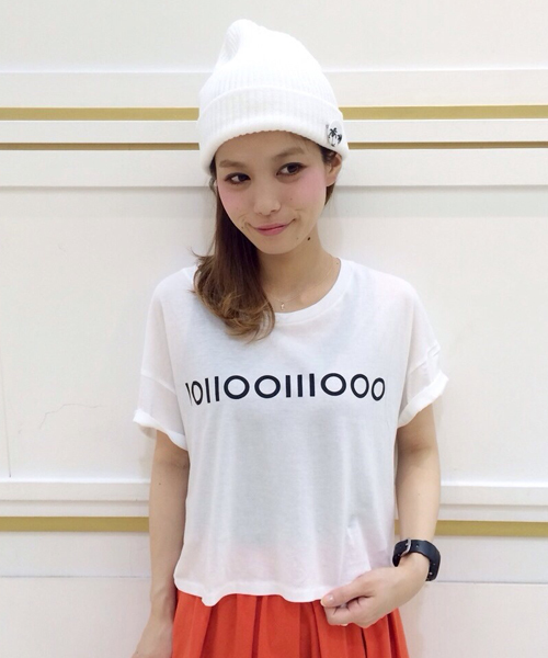 Another Edition(アナザーエディション)の「AE l○ SIGN PRT T ◆(Tシャツ/カットソー・レディース・オフホワイト/ライトピンク/コバルトブルー・フリー)」の2枚目の写真