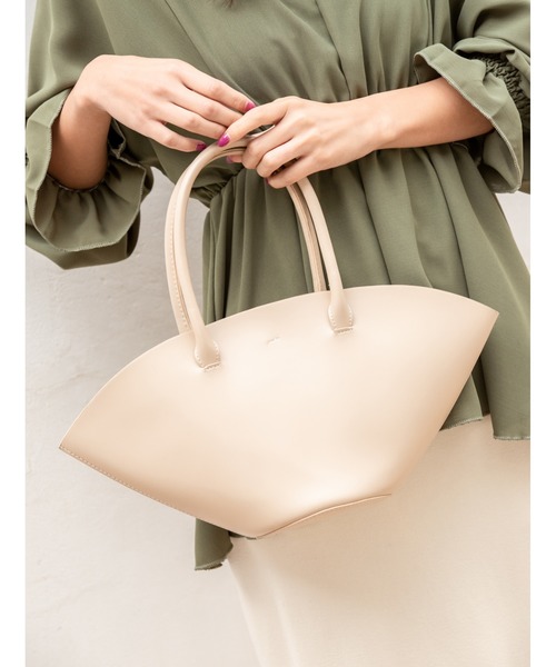 fifth（フィフス）の「巾着付きフェイクレザーハンドバッグ（ハンドバッグ・レディース・アイボリー/キャメル/ブラック・FREE）」の2枚目の写真