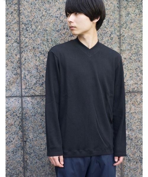 Milok（ミロック）の「V NECK KNITSEW（ニット/セーター・メンズ・ブラック/レッド系その他・44/46/48）」の2枚目の写真