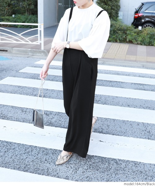 coca（coca）（コカ）の「ポケット付きストレッチ素材ゆったりサロペット（サロペット/オーバーオール・レディース・ブラック・ONE SIZE）」の9枚目の写真