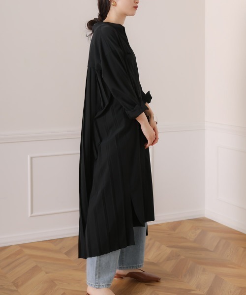 Bou Jeloud（ブージュルード）の「バックプリーツシャツワンピース（シャツワンピース・レディース・ブラック/グレー/カーキ・38）」の20枚目の写真