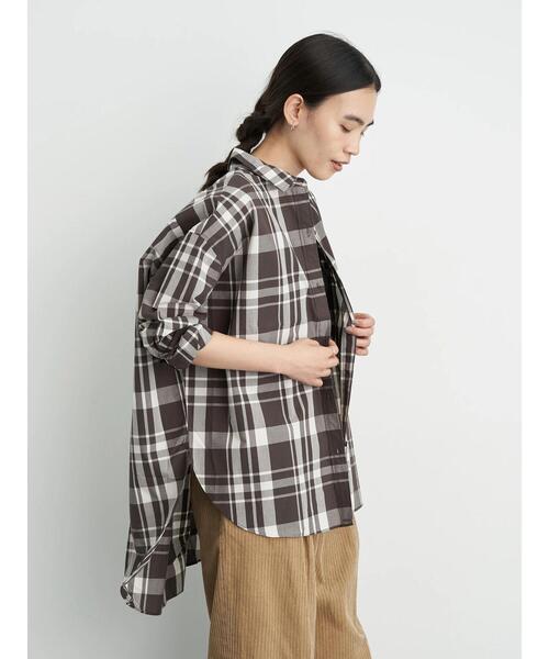 AMERICAN HOLIC(アメリカンホリック)の「2WAY前後差バックタックシャツチュニック 〇*(シャツ/ブラウス・レディース・ベージュ/ネイビー/オフホワイト/ストライプ/チェック・FREE)」の17枚目の写真