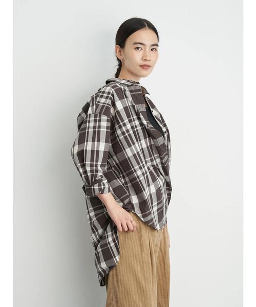 AMERICAN HOLIC(アメリカンホリック)の「2WAY前後差バックタックシャツチュニック 〇*(シャツ/ブラウス・レディース・ベージュ/ネイビー/オフホワイト/ストライプ/チェック・FREE)」の20枚目の写真