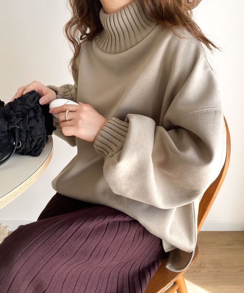 classicalelf(クラシカルエルフ)の「盛れるスウェット!ニットリブボリュームスウェットプルオーバー(スウェット・レディース・ブラック/ベージュ/モカ/ライトカーキ/グレイッシュブルー/モスグリーン・MEDIUM/LARGE/X-LARGE/XX-LARGE/SMALL)」の12枚目の写真