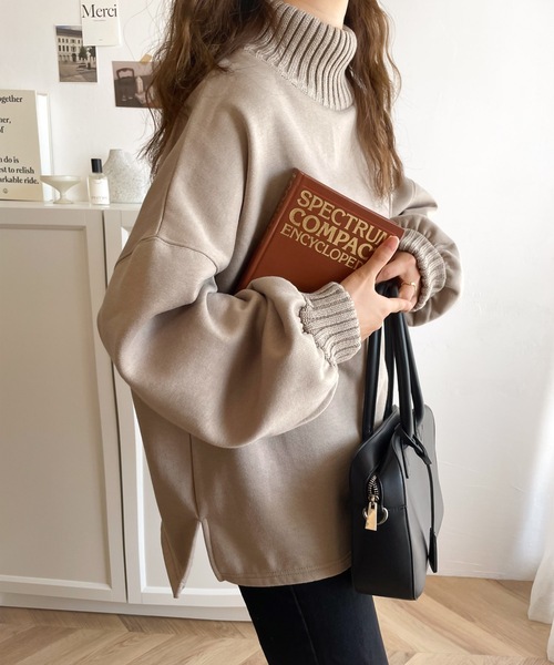 classicalelf(クラシカルエルフ)の「盛れるスウェット!ニットリブボリュームスウェットプルオーバー(スウェット・レディース・ブラック/ベージュ/モカ/ライトカーキ/グレイッシュブルー/モスグリーン・MEDIUM/LARGE/X-LARGE/XX-LARGE/SMALL)」の10枚目の写真