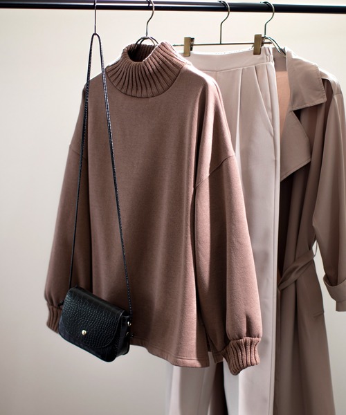 classicalelf(クラシカルエルフ)の「盛れるスウェット!ニットリブボリュームスウェットプルオーバー(スウェット・レディース・ブラック/ベージュ/モカ/ライトカーキ/グレイッシュブルー/モスグリーン・MEDIUM/LARGE/X-LARGE/XX-LARGE/SMALL)」の14枚目の写真