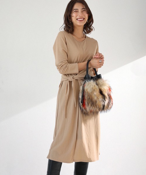 Bou Jeloud（ブージュルード）の「ウエストねじりデザインワンピース（ワンピース・レディース・カーキ/ベージュ/パープル/ブラック・FREE）」の2枚目の写真