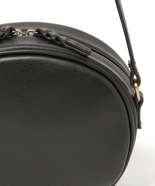 niko and...（ニコアンド）の「オリジナルオーバルタッセルショルダーバッグ（ショルダーバッグ・レディース・ブラック/グレー/ライトグリーン/アイボリー・0）」の9枚目の写真