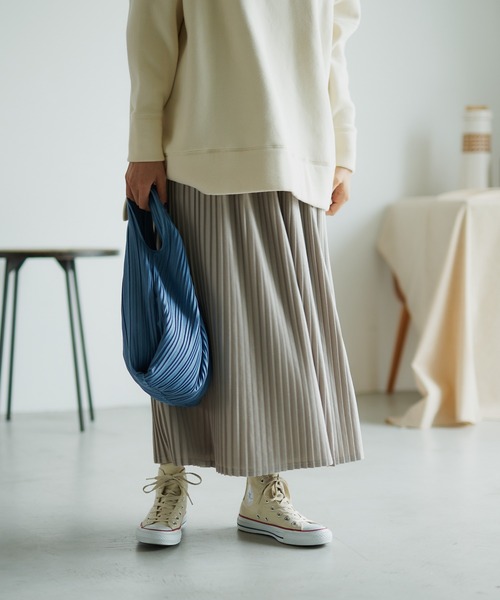 PUAL CE CIN（ピュアルセシン）の「プリーツロングスカート（スカート・レディース・ベージュ/グレー/スミクロ・FREE）」の6枚目の写真