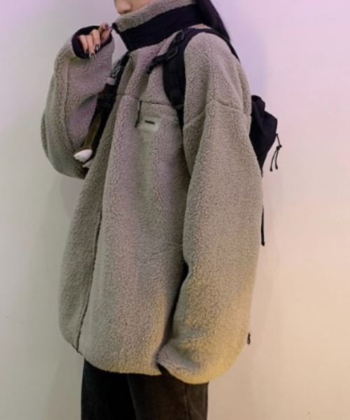 aimoha(アイモハ)の「ユニセックスボアジャケット (AW)(ブルゾン・レディース・ブラック/グレー/ベージュ/ホワイト/ブラウン/カーキ/ブルーグレー/ブラウン系その他/ピンク系その他/バイオレット/グリーン系その他/マルチ・MEDIUM/LARGE)」の18枚目の写真