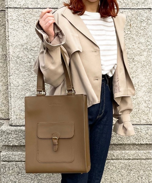 apres jour（アプレジュール）の「フェイクレザースクエアバッグ【ZOZOTOWN限定アイテム】【2AP】（トートバッグ・レディース・ブラック/ベージュ/アイボリー/ブラウン系その他・フリー）」の7枚目の写真