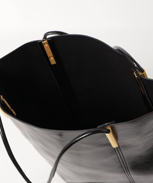 Aunt Marie's（アントマリーズ）の「【A4対応】フェイクレザーシンプルトート/AUNT MARIE'S（トートバッグ・レディース・ブラック/アイボリー・FREE）」の5枚目の写真