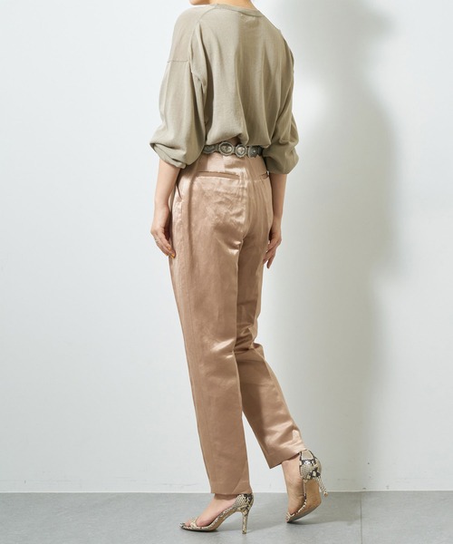 Whim Gazette（ウィムガゼット）の「サテンウエストマークタックパンツ（その他パンツ・レディース・ホワイト系その他/ベージュ・36/38）」の5枚目の写真