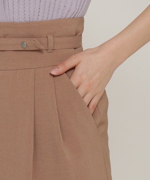 REDYAZEL（レディアゼル）の「アシメタックデザインショートパンツ（その他パンツ・レディース・ベージュ/ネイビー/グリーン・SMALL/MEDIUM）」の10枚目の写真