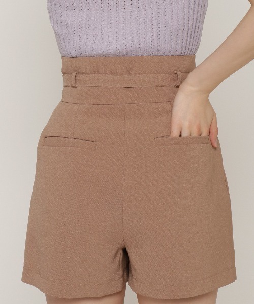 REDYAZEL（レディアゼル）の「アシメタックデザインショートパンツ（その他パンツ・レディース・ベージュ/ネイビー/グリーン・SMALL/MEDIUM）」の4枚目の写真