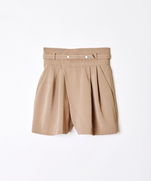REDYAZEL（レディアゼル）の「アシメタックデザインショートパンツ（その他パンツ・レディース・ベージュ/ネイビー/グリーン・SMALL/MEDIUM）」の7枚目の写真