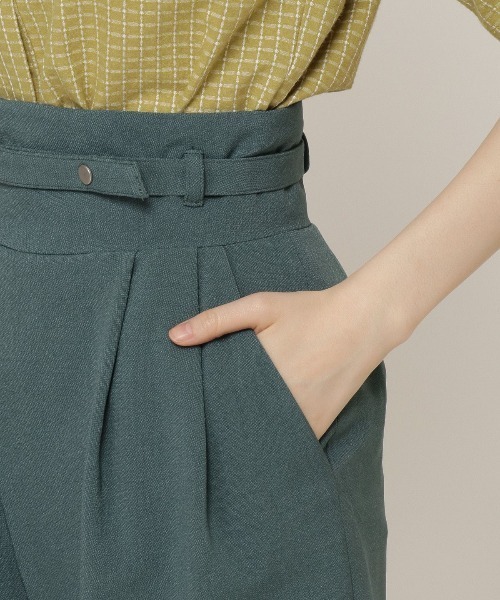 REDYAZEL（レディアゼル）の「アシメタックデザインショートパンツ（その他パンツ・レディース・ベージュ/ネイビー/グリーン・SMALL/MEDIUM）」の11枚目の写真