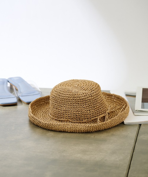 COLONY 2139（コロニートゥーワンスリーナイン）の「手編みつば広ペーパーハット（ハット・レディース・ベージュ/ブラウン/ネイビー/ライトベージュ・FREE）」の7枚目の写真