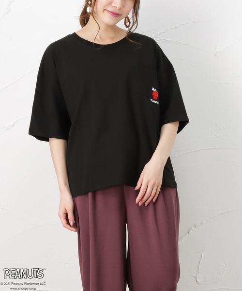 PEANUTS(ピーナッツ)の「ポケット付き ワイドTシャツ(Tシャツ/カットソー・レディース・ホワイト/ベージュ/ブラック/グリーン・フリー)」の7枚目の写真