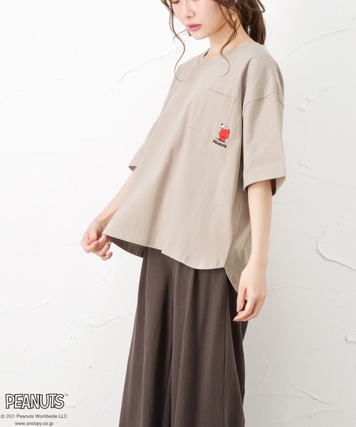 PEANUTS(ピーナッツ)の「ポケット付き ワイドTシャツ(Tシャツ/カットソー・レディース・ホワイト/ベージュ/ブラック/グリーン・フリー)」の9枚目の写真