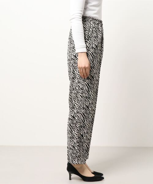 LOWRYS FARM(ローリーズファーム)の「アフリカンイージーパンツ 943313(その他パンツ・レディース・ブラック/ブラウン・FREE)」の3枚目の写真