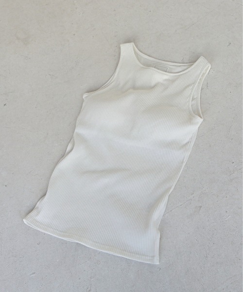 feepur（フェピュール）の「パッド付きアメリカンスリーブリブタンクトップ（タンクトップ・レディース・サックスブルー/ベージュ/ブラック/オフホワイト・MEDIUM）」の2枚目の写真