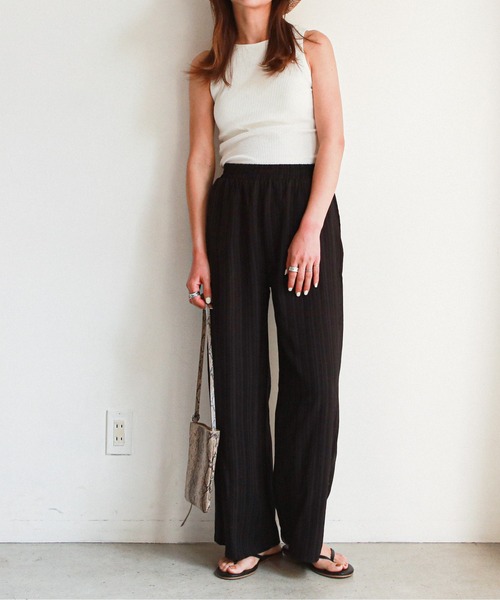 feepur（フェピュール）の「パッド付きアメリカンスリーブリブタンクトップ（タンクトップ・レディース・サックスブルー/ベージュ/ブラック/オフホワイト・MEDIUM）」の18枚目の写真