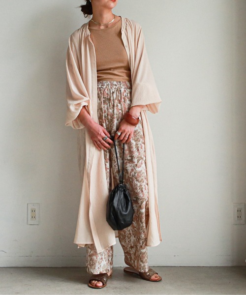 feepur（フェピュール）の「パッド付きアメリカンスリーブリブタンクトップ（タンクトップ・レディース・サックスブルー/ベージュ/ブラック/オフホワイト・MEDIUM）」の22枚目の写真