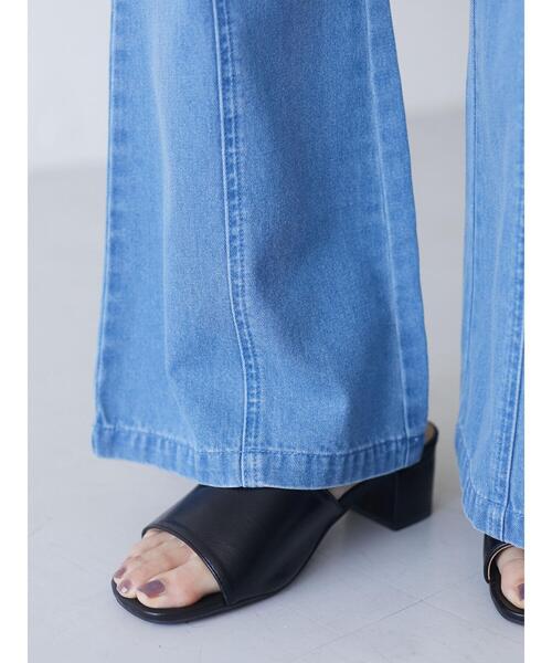 Green Parks(グリーンパークス)の「ストレートデニムパンツ*(その他パンツ・レディース・インディゴブルー/ライトインディゴブルー・FREE)」の7枚目の写真