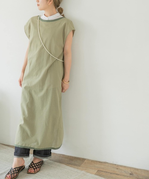 ITEMS URBANRESEARCH（アイテムズ アーバンリサーチ）の「パイピングガウン（その他アウター・レディース・スミクロ/ライトカーキ/ベージュ・FREE）」の9枚目の写真