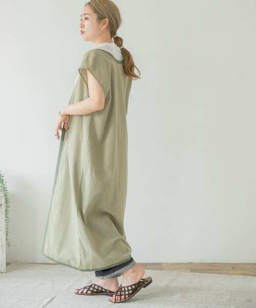 ITEMS URBANRESEARCH（アイテムズ アーバンリサーチ）の「パイピングガウン（その他アウター・レディース・スミクロ/ライトカーキ/ベージュ・FREE）」の21枚目の写真