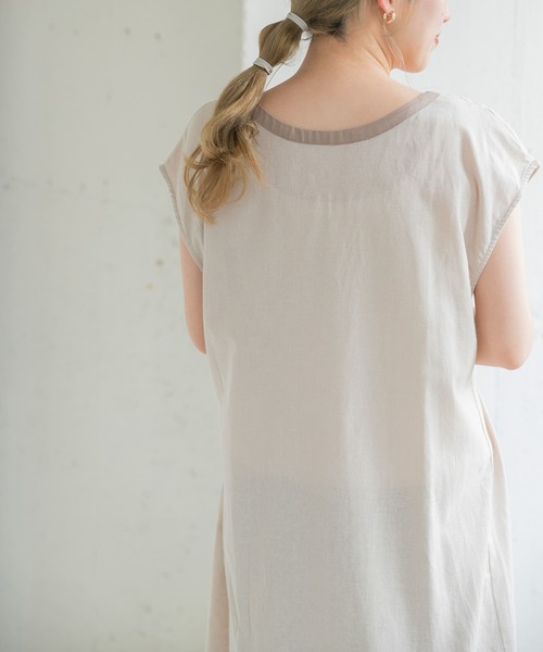 ITEMS URBANRESEARCH（アイテムズ アーバンリサーチ）の「パイピングガウン（その他アウター・レディース・スミクロ/ライトカーキ/ベージュ・FREE）」の16枚目の写真