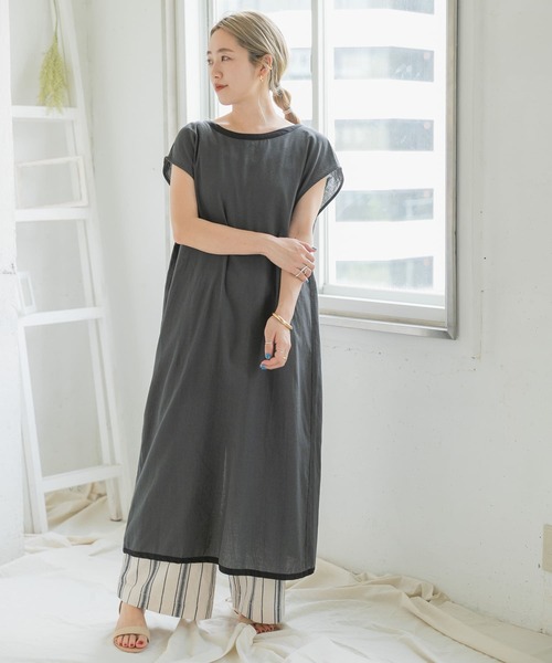 ITEMS URBANRESEARCH（アイテムズ アーバンリサーチ）の「パイピングガウン（その他アウター・レディース・スミクロ/ライトカーキ/ベージュ・FREE）」の13枚目の写真