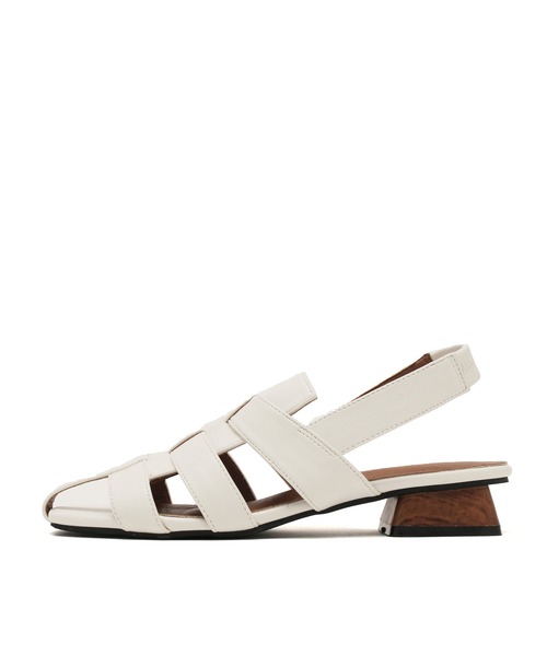 grandfleur（グランドフルール）の「グルカサンダル（サンダル・レディース・ブラック/ホワイト・S/M/LL/L）」の14枚目の写真