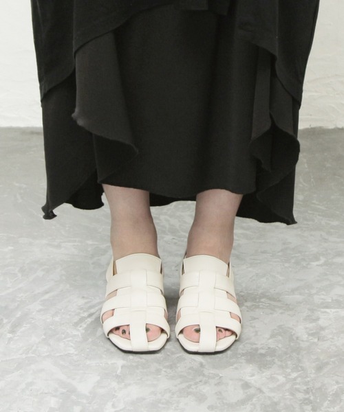 grandfleur（グランドフルール）の「グルカサンダル（サンダル・レディース・ブラック/ホワイト・S/M/LL/L）」の17枚目の写真