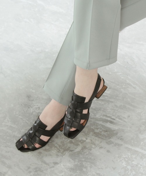 grandfleur（グランドフルール）の「グルカサンダル（サンダル・レディース・ブラック/ホワイト・S/M/LL/L）」の22枚目の写真