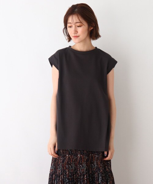 DRESKIP（ドレスキップ）の「◆ショルダータックTシャツ（Tシャツ/カットソー・レディース・カーキ/グレー系その他/ベージュ系その他6/ナチュラル・03/02）」の2枚目の写真